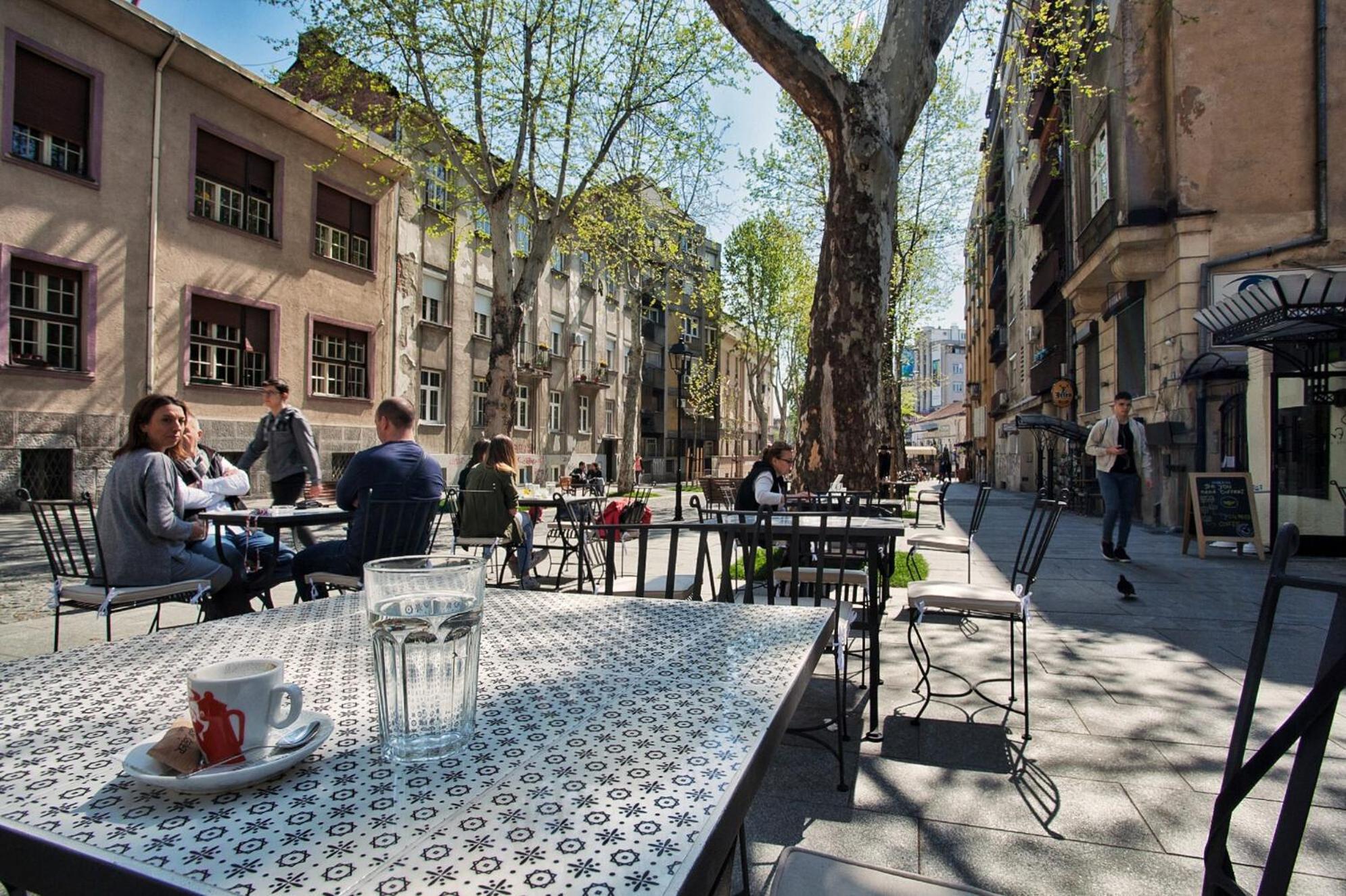 Hostgost Selected Suites - Skadarlija Square Belgrado Buitenkant foto